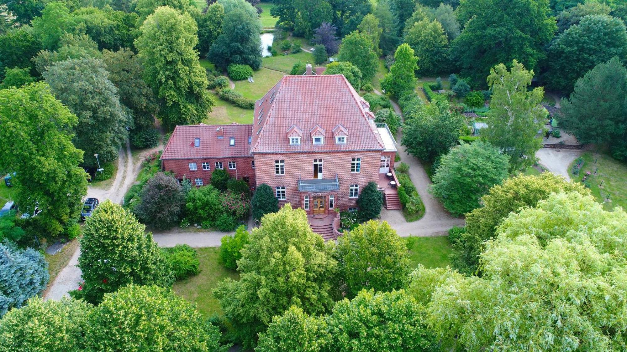 Villa Gutshaus Gottin Gbr Warnkenhagen  Exterior foto